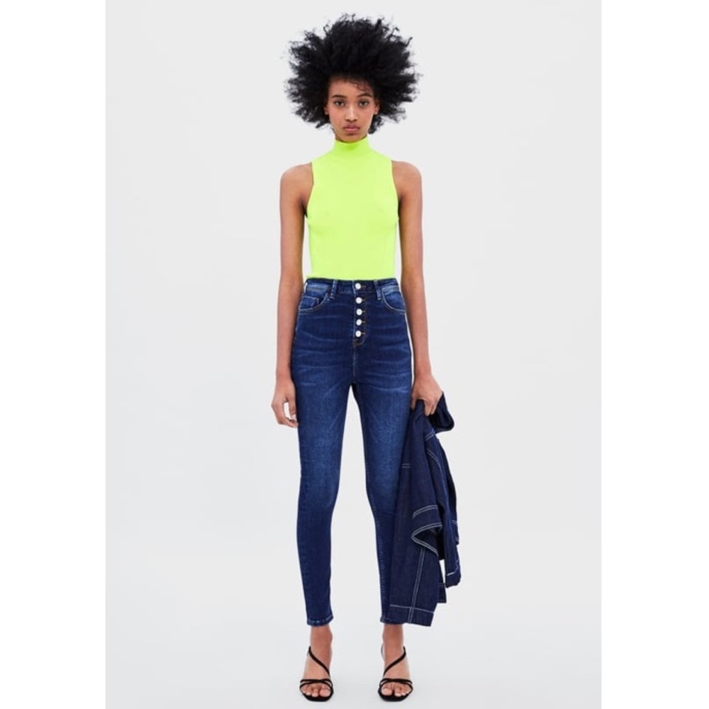 ZARA SKINNY JEANS WITH FRONT BUTTON DETAIL US 4 BRAND NEW WITH TAGS